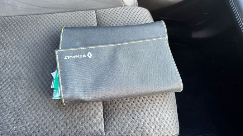 Renault Koleos 2.0 dCi Iconic 5dr 2WD X-Tronic Diesel Estate